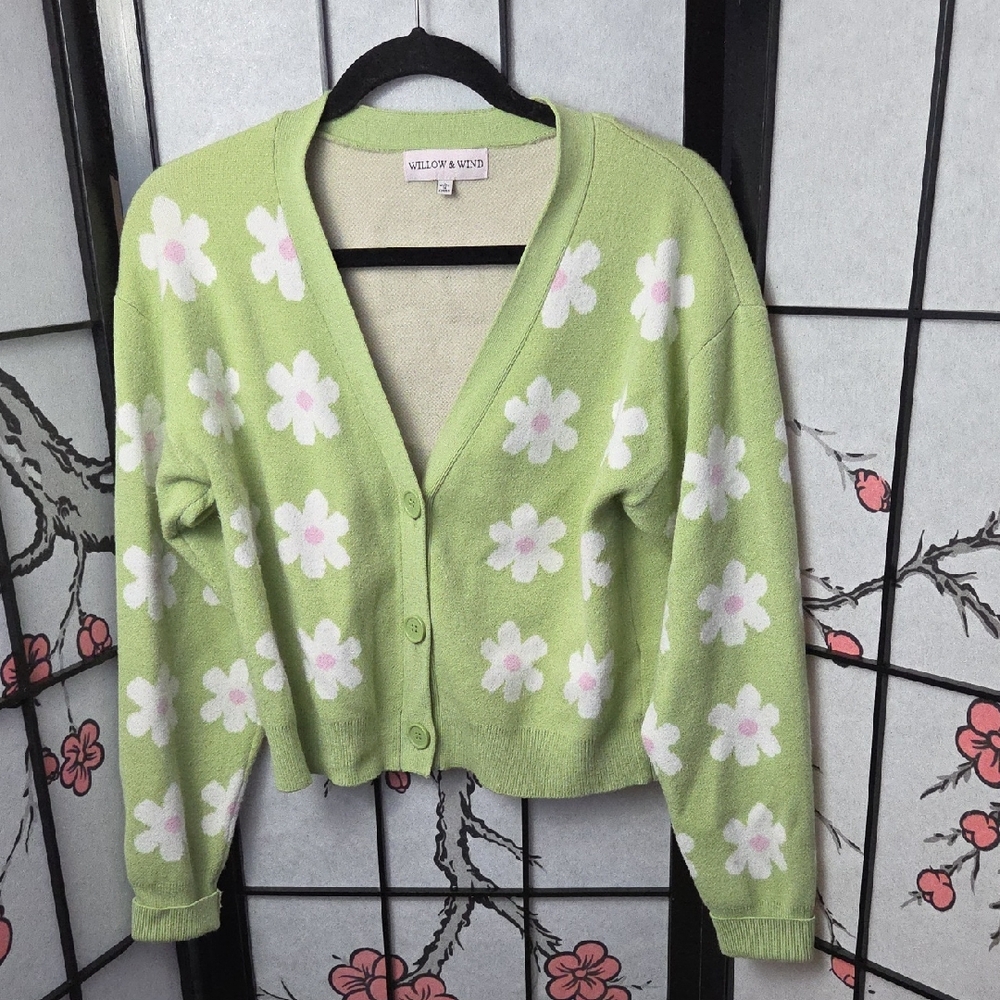 Willow And Wind Green And White Soft Floral Women's Button Up Sweater Size Large